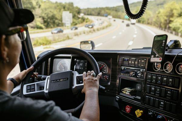 Vanguard Truck Centers