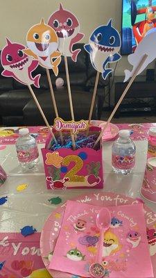 My table decorations (on the tables I rented from Dream jumper)