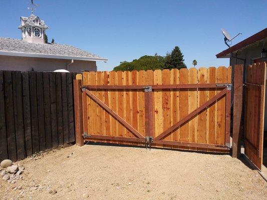 Flores Landscaping And Maintenence