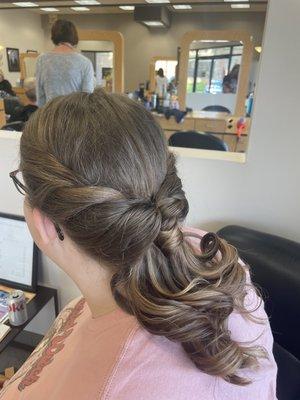 Clip Joint Salon & Spa