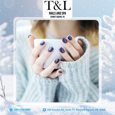Simplicity is the ultimate sophistication. Elevate your everyday look with our minimalistic yet stylish nail art designs.