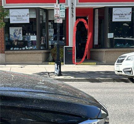 32nd Avenue Books Toys and Gifts