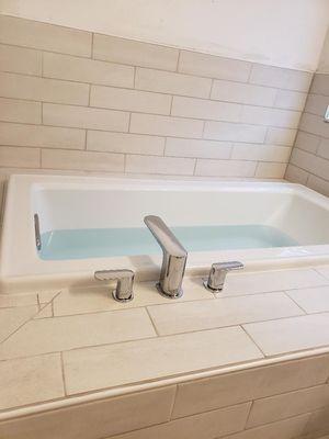 Tub and Faucet Install.