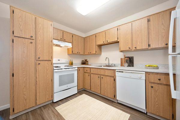 2 Bedroom, 1 Bath Kitchen