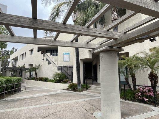 BioCorp Clinical Laboratory