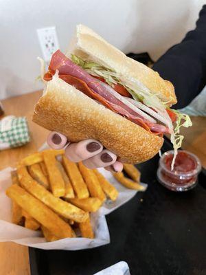 Hugo's Deli