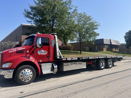 Duke and Lee's Johnson's Garage & Towing