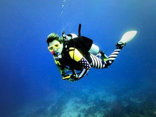Harry's Dive Shop Inc