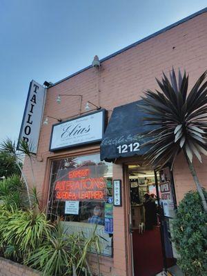 Elias Custom Tailoring