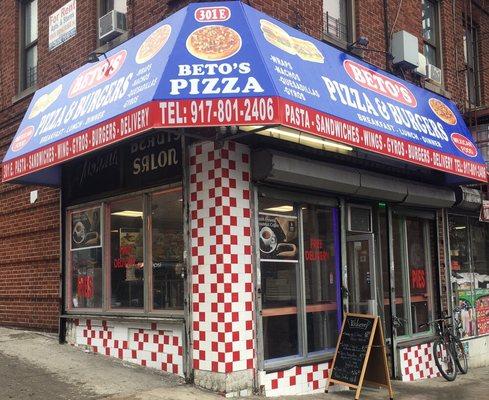 Gourmet slices, all american burgers, tacos, quesadilla's and more than half a dozen pasta's to choose from we are a one stop for all!