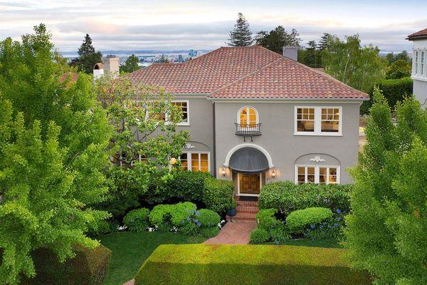 Anian and Adrienne - The Grubb Co.