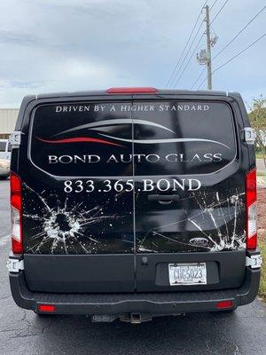 Bond Auto Glass
