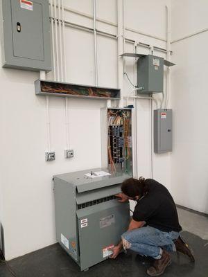 Hot Connection Electric