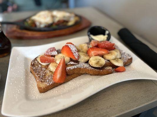 French Toast With fruit