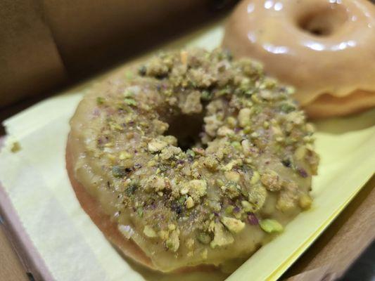 Pistachio donut