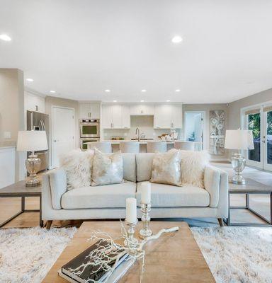 Jenn Barnas - Real Broker