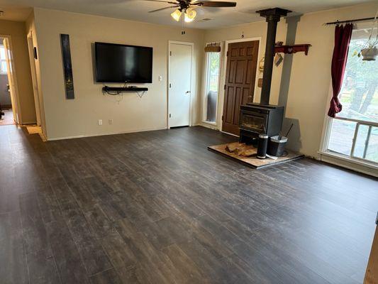 Right Carpet & Interiors