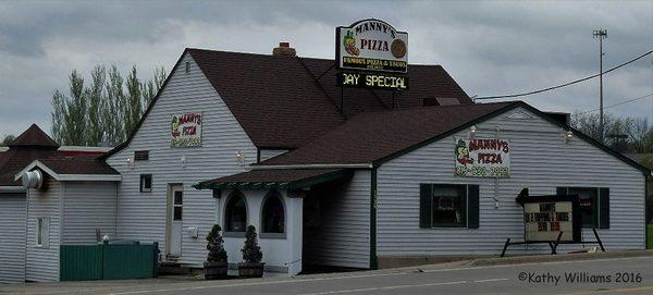 Manny's Pizza - Freeport