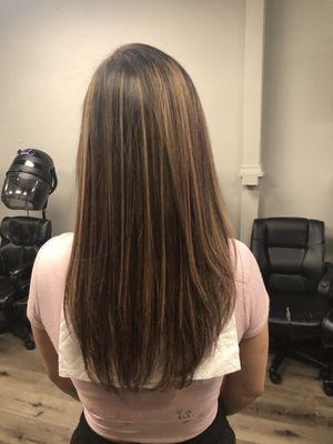 EeLeans Beauty Salon