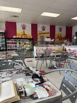 Clean spacious dining room