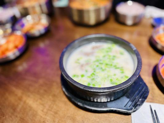 Yi's Traditional Korean Beef Soup