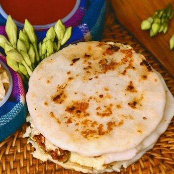 Panadería & Restaurante Guatemalteca Dennis