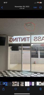 Broken window with glass break sensor gang never went off