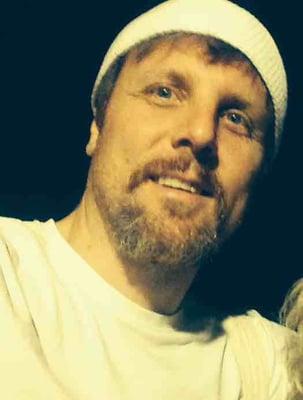 Meet Florian, Quantum Flow Acupuncturist, Energy Healer, Kundalini Yoga Teacher and Multidimensional Awakening Group Facilitator