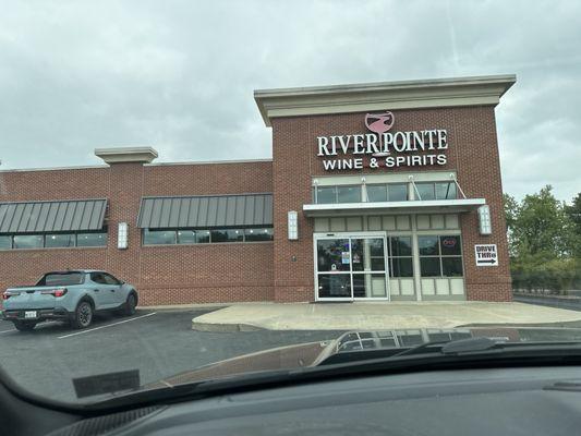 Riverpointe Wine & Spirits