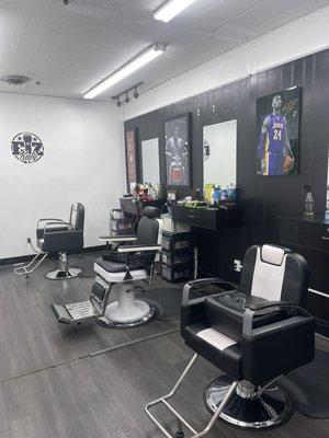 EZ-Kutz Barbershop