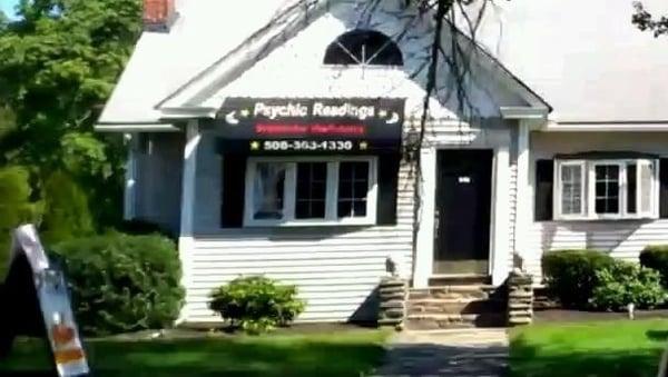 Psychic Palm & Tarot Reading