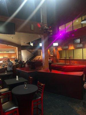 Dusse Sports Bar and Lounge