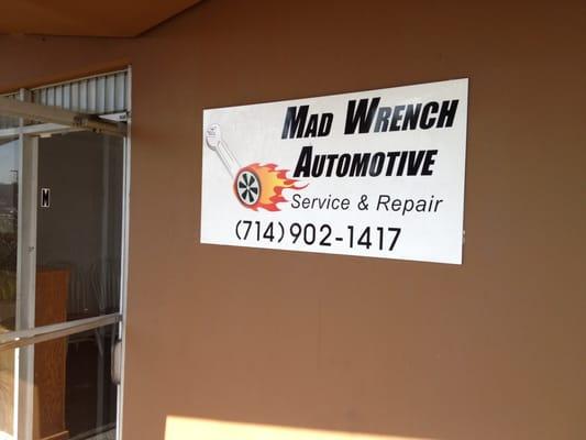 Mad Wrench at Unit M