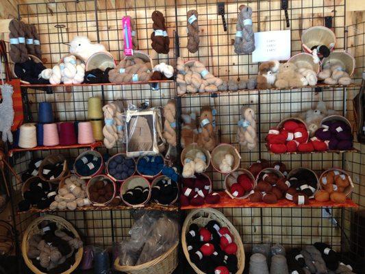 Falls Edge Farm, Boutique & Mill