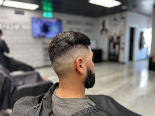 Mid skin fade