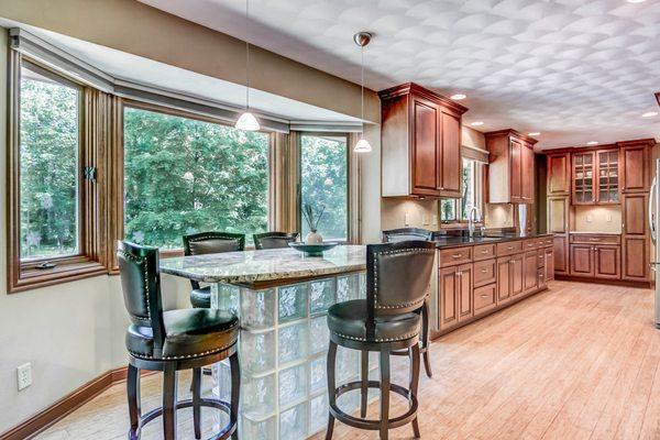 David Dale Johnson, Broker - BHHS Crosby Starck Real Estate