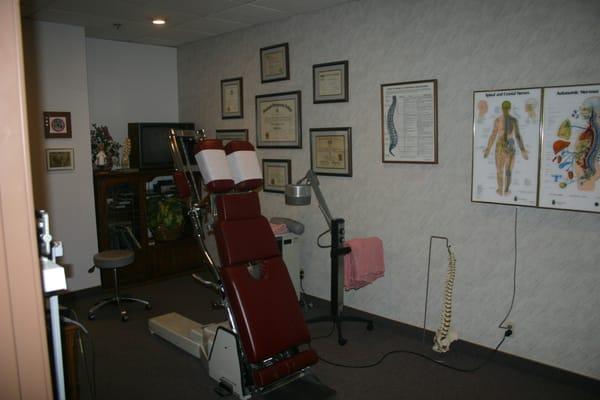 Special adjusting tables for acute injuries and pregnant women.