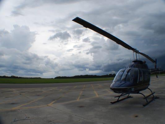 Our luxurious BELL Jet Ranger 206 can seat up to 4 passengers in addition to our pilot.