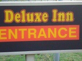 Deluxe Inn