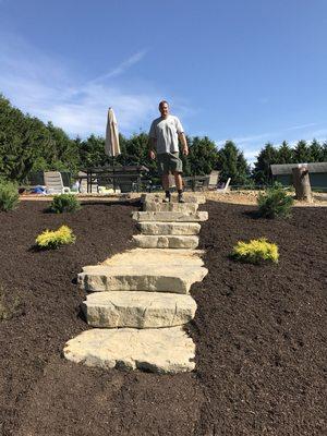 Down To Earth Landscaping & Maintenance