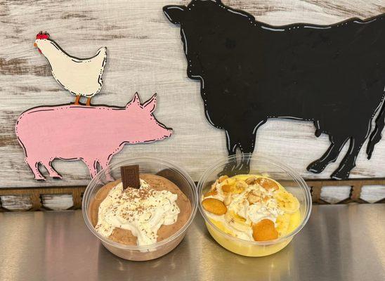 House made desserts - Banana Pudding & Chocolate Moose