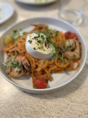 Amazing pasta. The burrata dollop is top tier.