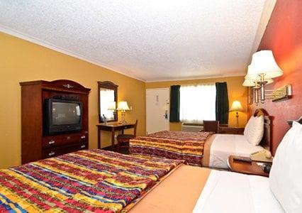 Rodeway Inn Near StubHub Center