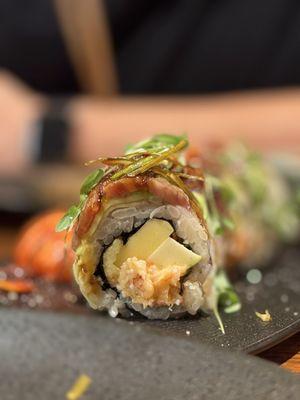 Gucci Roll: this time I got a super unripe mango (tart and pretty tasteless). still enjoyed the roll but I was missing the mango flavor