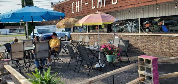 Outside seating. Next to highway. But service and food is amazing!!