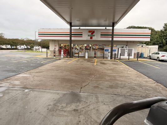 7-Eleven