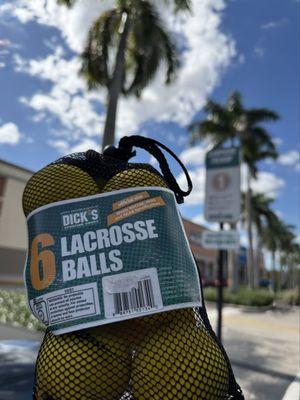 DICK'S Sporting Goods