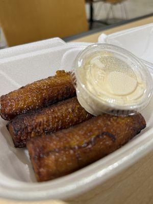 Platano frito con crema