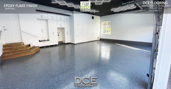 Modern & Sleek Epoxy Flake Flooring in a Garage.