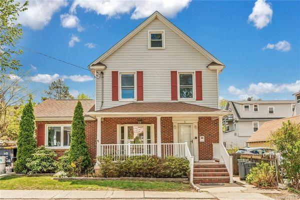 6 Seedling Place, Yonkers